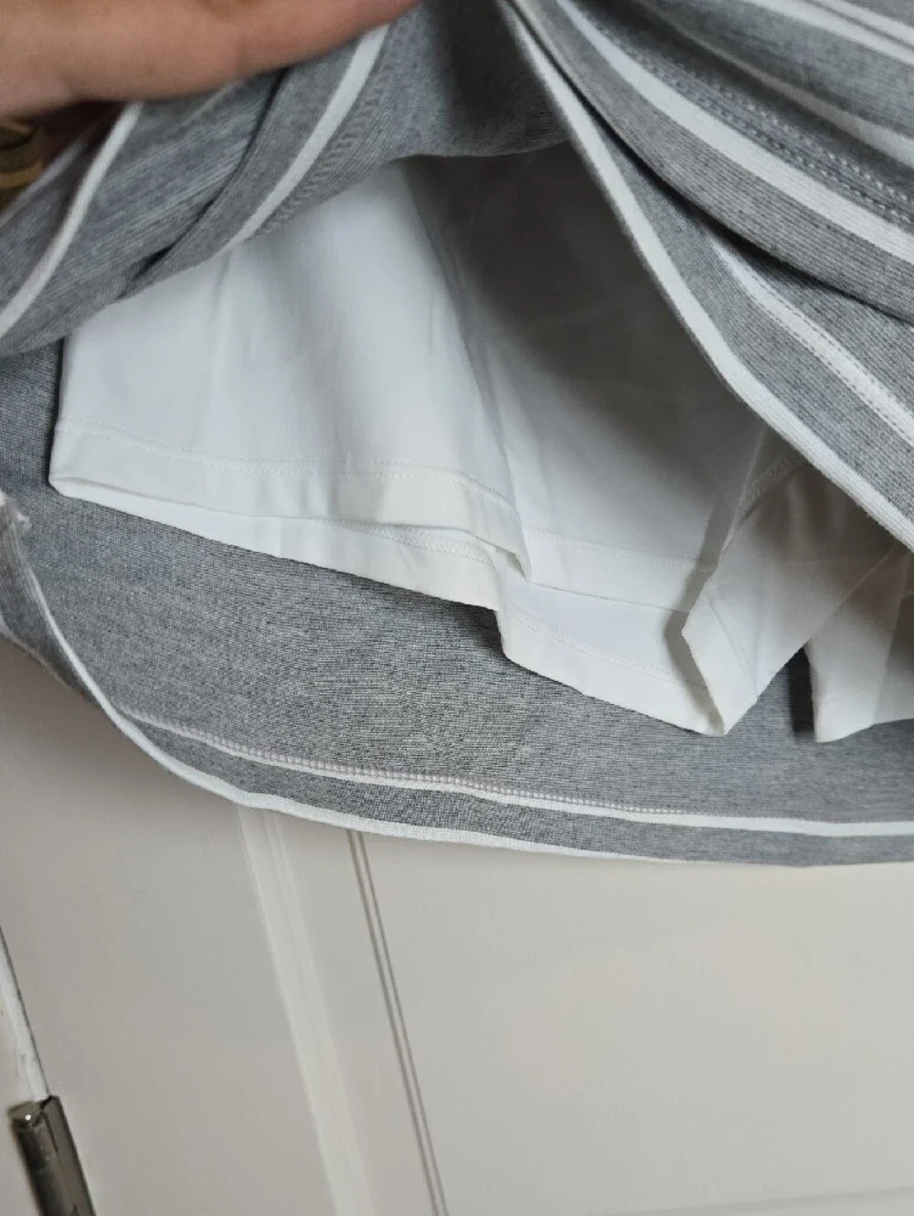 HALARA Grey & White Striped Mini Skort